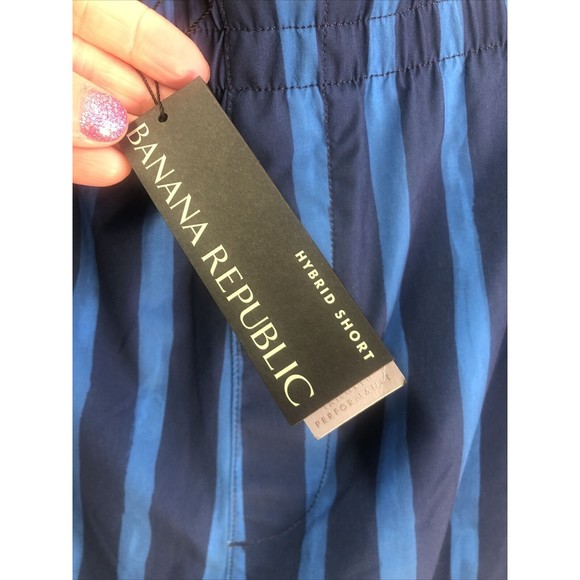 NEW Banana Republic Men’s Print Hybrid Shorts -‎ Blue Stripe - XXL - Picture 2 of 10